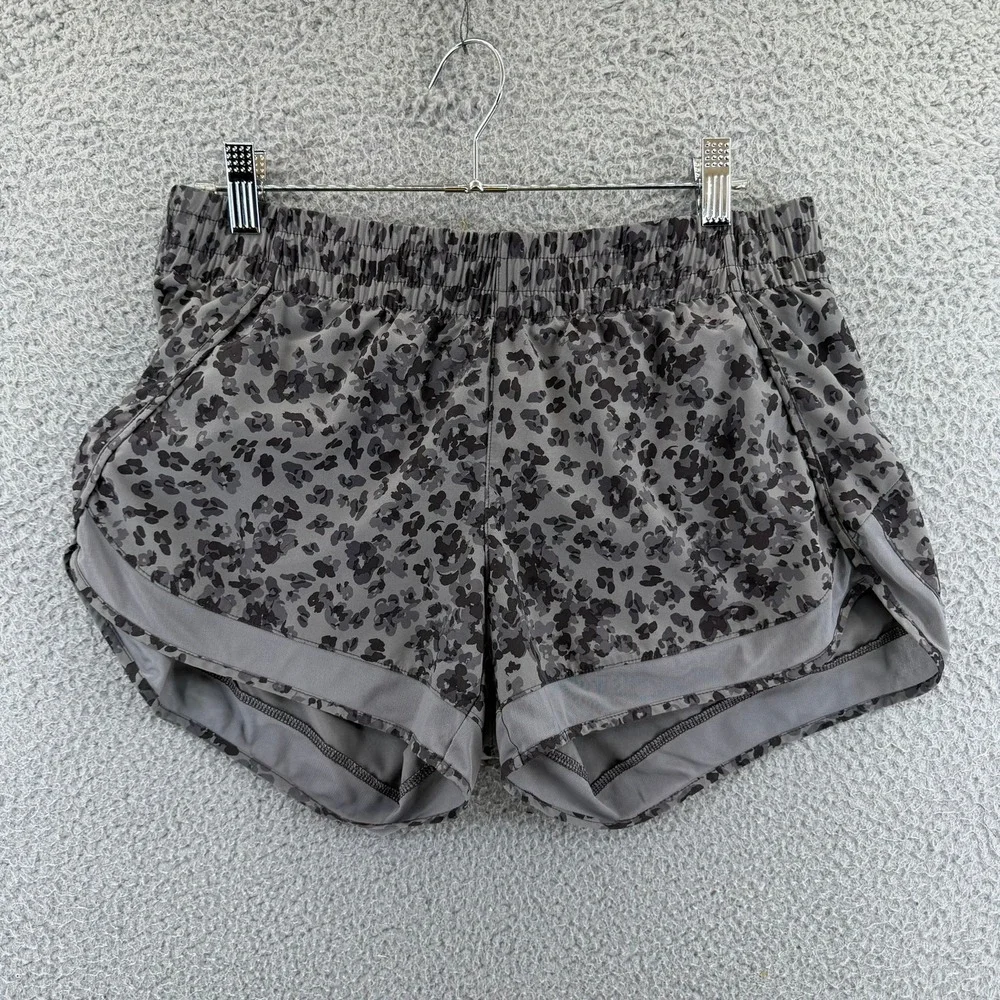 Athleta Womens Grey Leopard Floral Print Running Shorts Mesh Trim Size M